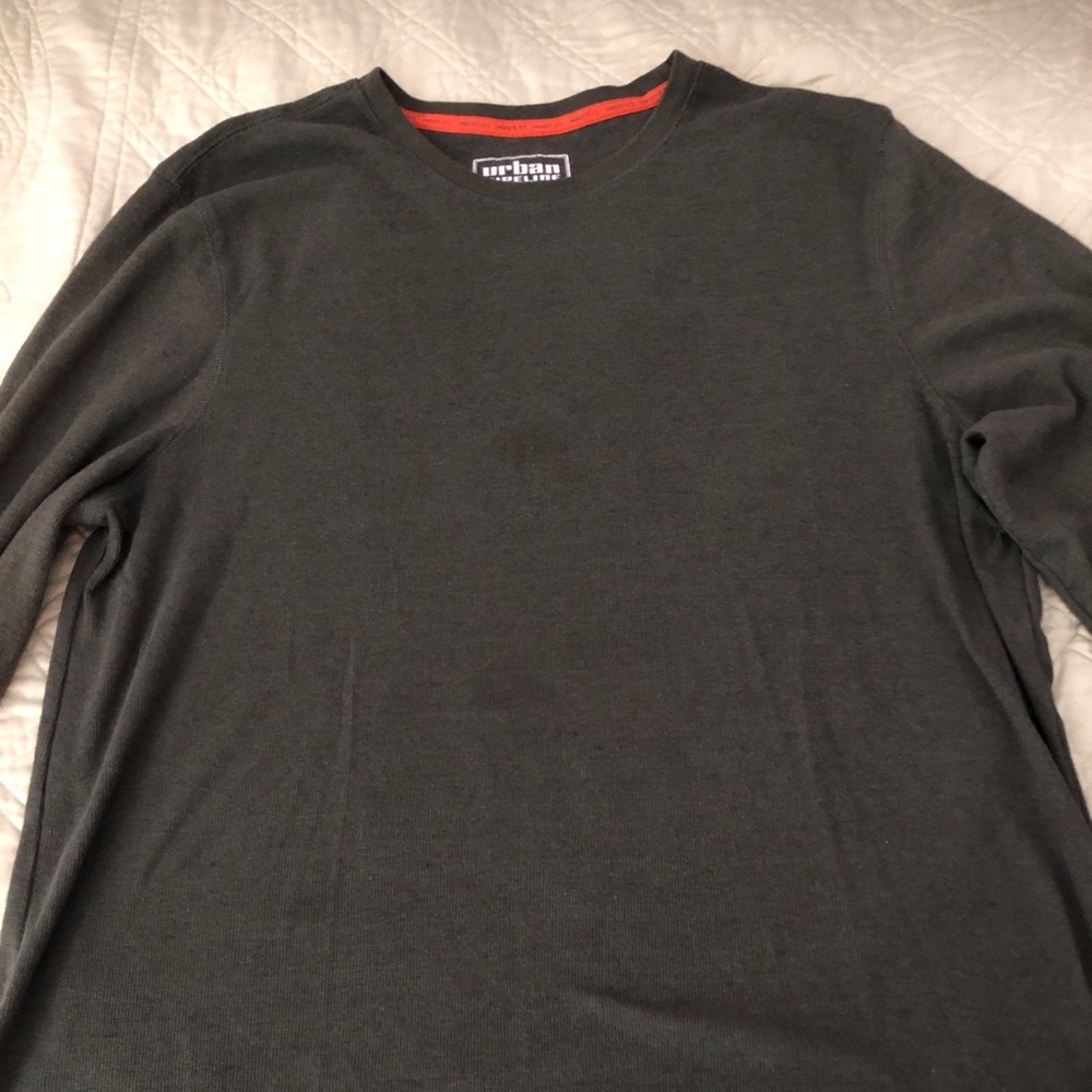 EUC Boys XXL Urban Pipeline shirt